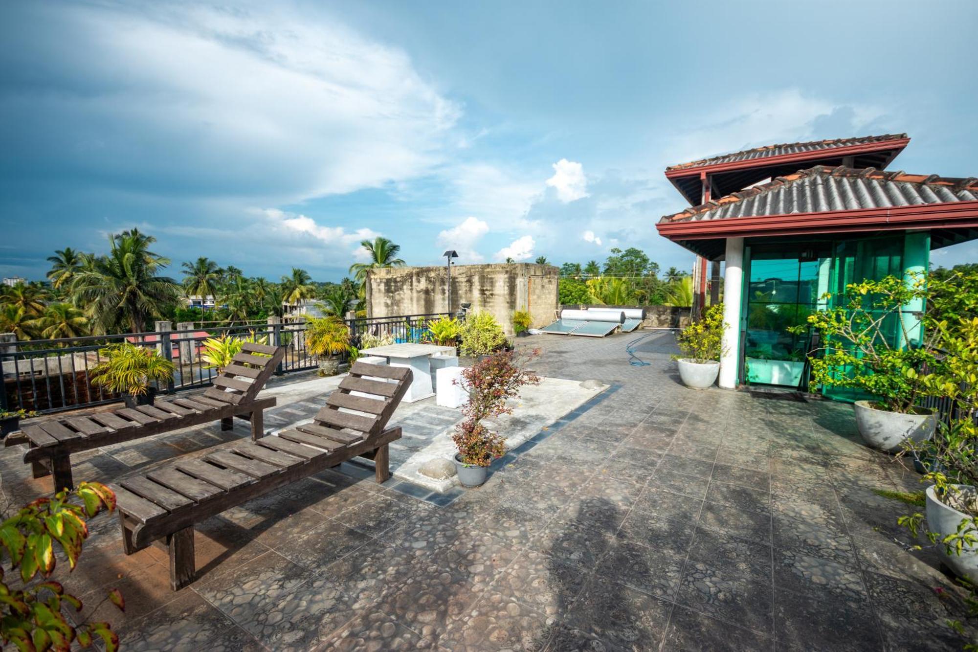 Maple Place Unawatuna Exterior photo